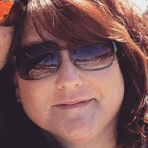 Meet your Posher, Hollie